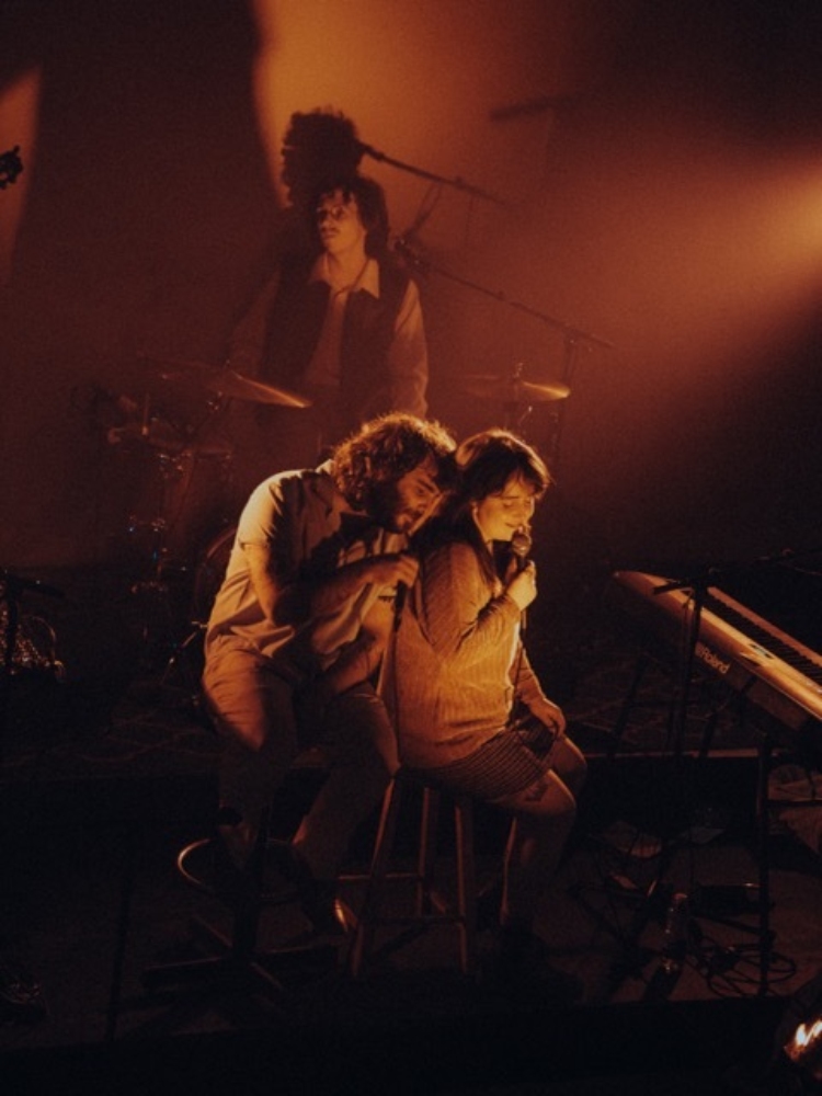 Étienne Coppée et Flavie Melançon À toi crédit Jean Philippe Sansfaçon Lévesque taille moyenne